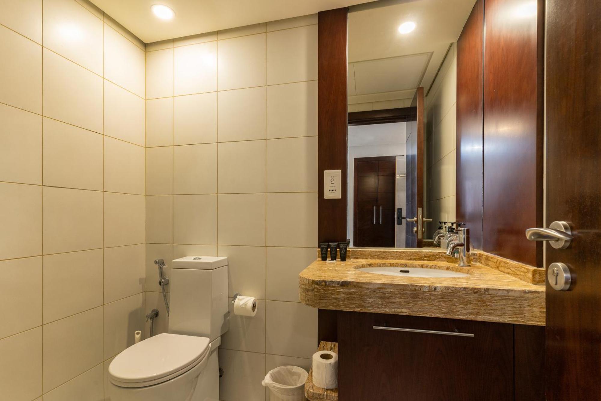 Chic 2Br Apartment, Prime Location Near Dubai Mall - Allsopp&Allsopp Extérieur photo