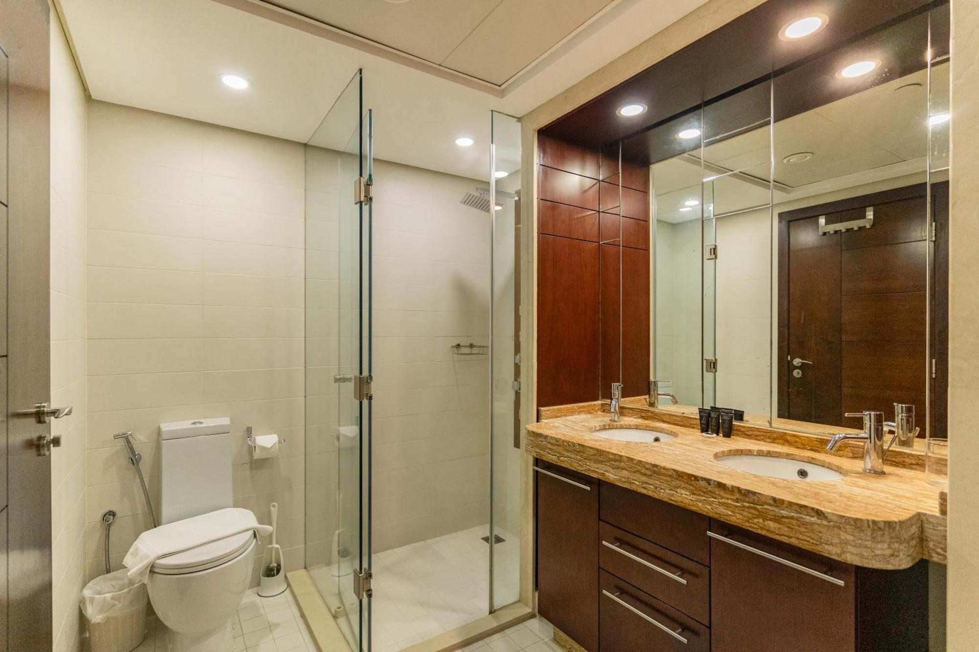 Chic 2Br Apartment, Prime Location Near Dubai Mall - Allsopp&Allsopp Extérieur photo